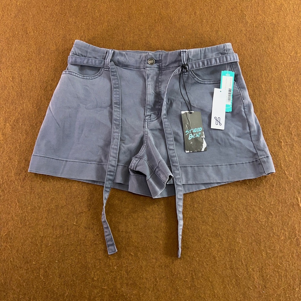 Studio Blue Womens 30 Grey Self Tie Belted Stretch Casual Shorts NWT